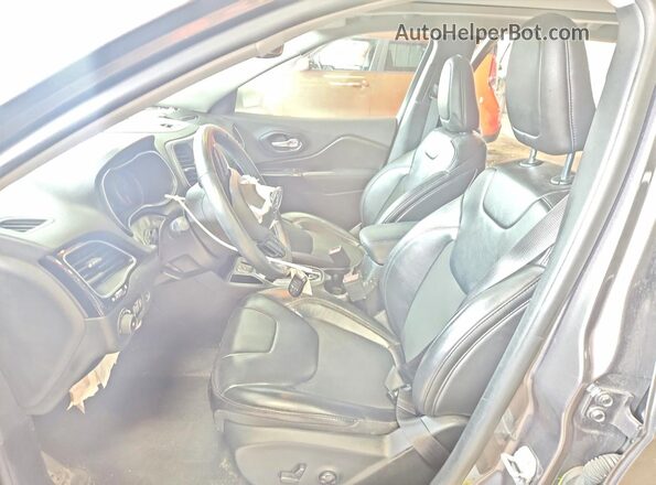 1C4PJLLB4KD439577 2019 JEEP CHEROKEE Gray 