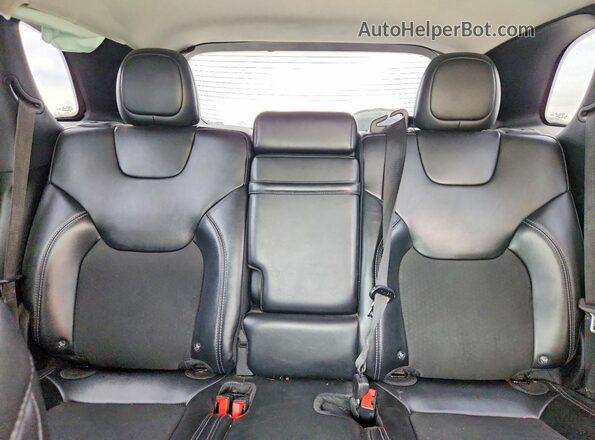 1C4PJLLB5KD110855 2019 JEEP CHEROKEE Black Rear seats view
