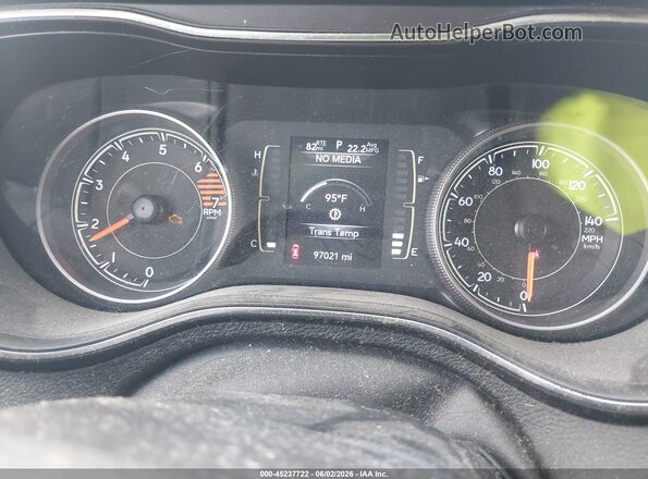 1C4PJLLB5KD296395 2019 JEEP CHEROKEE Maroon Հետևի նստատեղերի տեսք