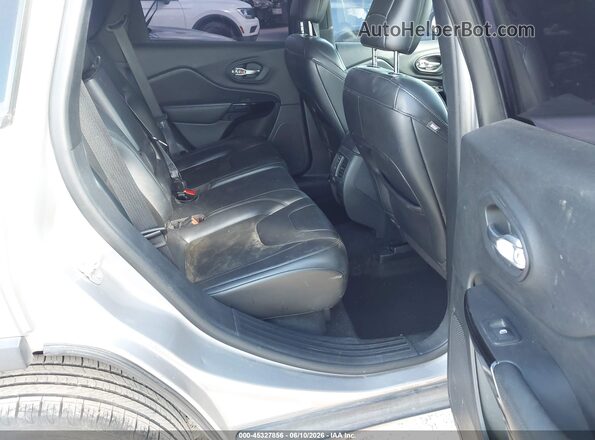1C4PJLLB5LD592454 2020 JEEP CHEROKEE Gray Widok naklejki z numerem VIN