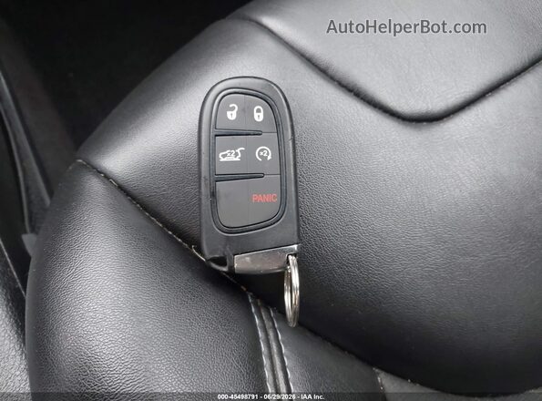 1C4PJLLB6KD248548 2019 JEEP CHEROKEE Silver წინა პანელის ხედი