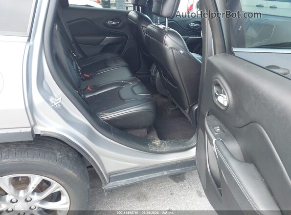 1C4PJLLB6KD248548 2019 JEEP CHEROKEE Silver VIN კოდის სტიკერის ხედი