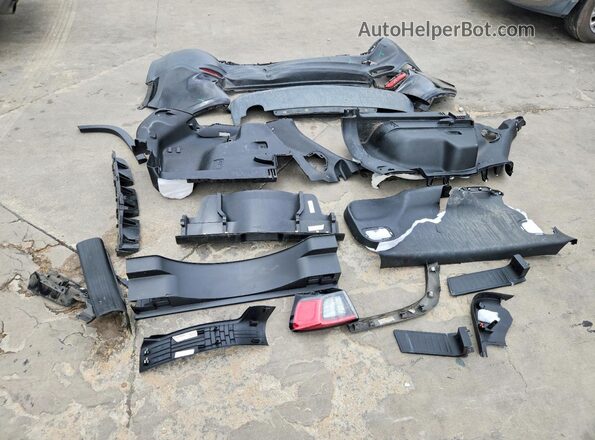 1C4PJLLB6LD581690 2020 JEEP CHEROKEE Black 