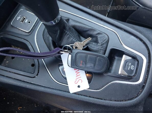 1C4PJLLB6LD601341 2020 JEEP CHEROKEE Silver წინა პანელის ხედი
