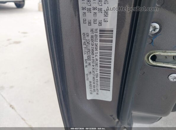 1C4PJLLB7KD176565 2019 JEEP CHEROKEE Gray Շարժիչի բաժամունքի տեսք