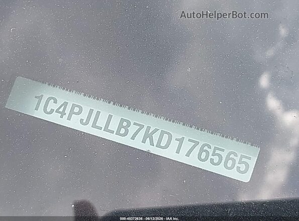 1C4PJLLB7KD176565 2019 JEEP CHEROKEE Gray 