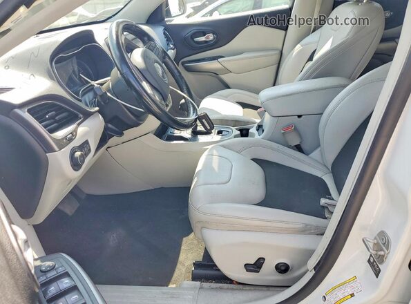 1C4PJLLB7MD179940 2021 JEEP CHEROKEE White Вид салону спереду
