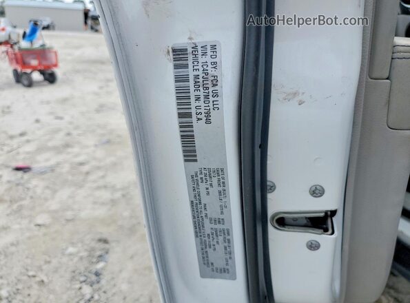 1C4PJLLB7MD179940 2021 JEEP CHEROKEE White Вид наклейки з VIN-кодом