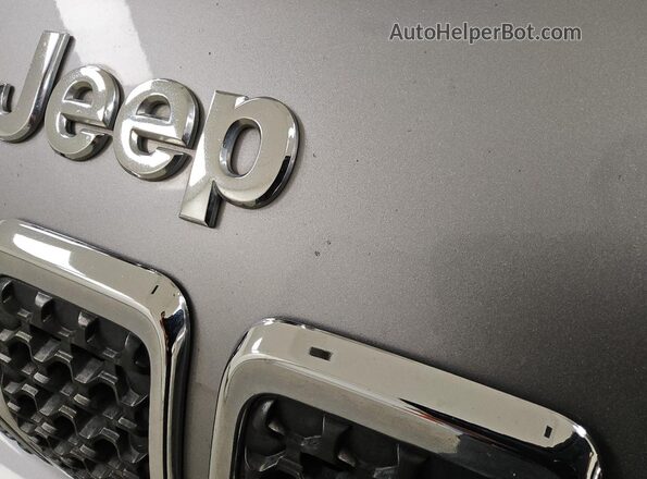 1C4PJLLB8KD184206 2019 JEEP CHEROKEE Silver 