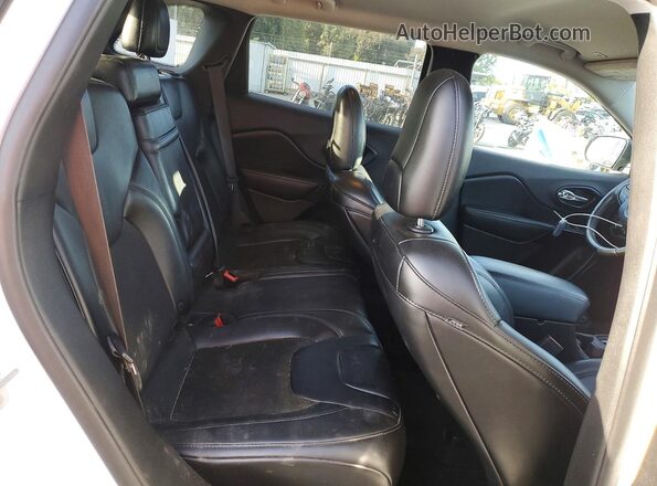 1C4PJLLB8KD338803 2019 JEEP CHEROKEE Белый Вид задней части салона