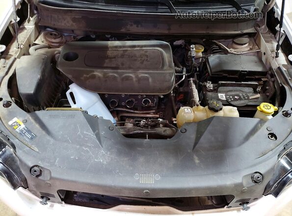 1C4PJLLB9LD517191 2020 JEEP CHEROKEE White 
