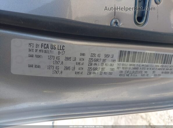 1C4PJLLBXJD510781 2018 JEEP CHEROKEE Silver ძრავის განყოფილების ხედი