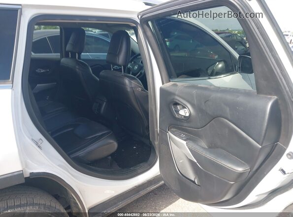 1C4PJLLBXJD605955 2018 JEEP CHEROKEE White VIN sticker view