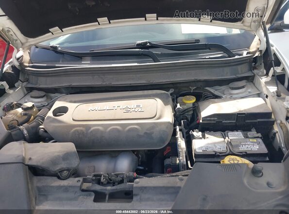 1C4PJLLBXJD605955 2018 JEEP CHEROKEE White Rear view