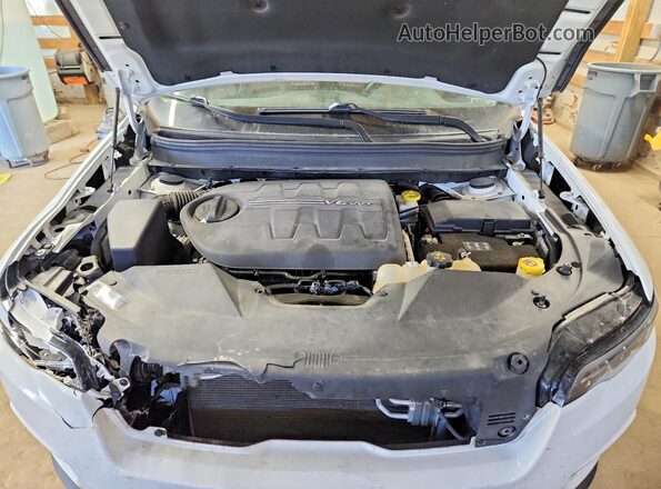 1C4PJLLX0KD270900 2019 JEEP CHEROKEE Белый Вид подкапотного пространства