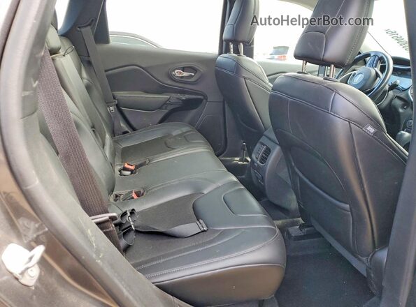 1C4PJLLX0KD492482 2019 JEEP CHEROKEE Gray Rear seats view