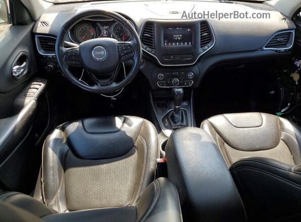 1C4PJLLX0KD492482 2019 JEEP CHEROKEE Gray Dashboard view