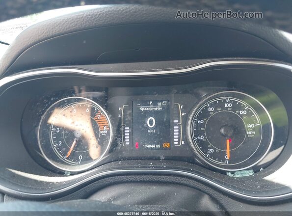 1C4PJLLX8LD632117 2020 JEEP CHEROKEE Silver Вид задніх сидінь