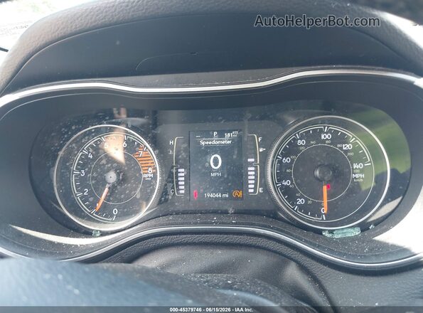 1C4PJLLX8LD632117 2020 JEEP CHEROKEE Silver 