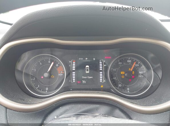 1C4PJMAB3HD230848 2017 JEEP CHEROKEE Red Հետևի նստատեղերի տեսք