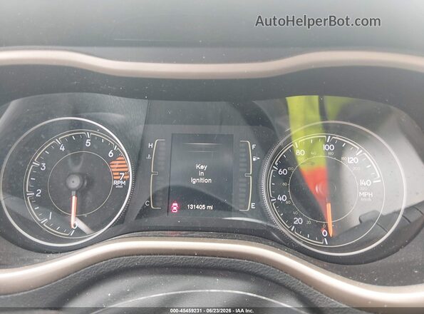 1C4PJMAB4HD220233 2017 JEEP CHEROKEE Silver Հետևի նստատեղերի տեսք