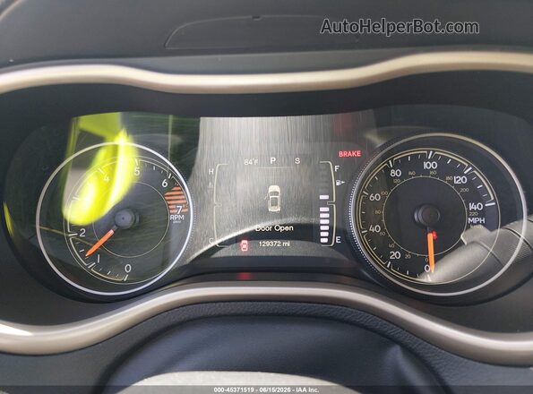 1C4PJMAB5GW193045 2016 JEEP CHEROKEE Silver Հետևի նստատեղերի տեսք
