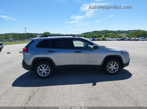 1C4PJMAB5GW193045 2016 JEEP CHEROKEE Silver Սալոնի հետևի տեսք