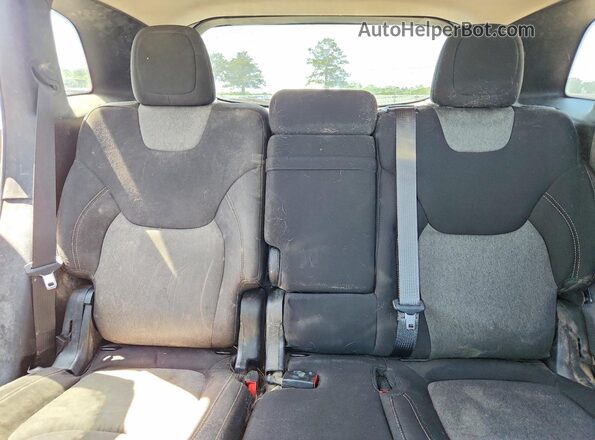 1C4PJMAB5HW631760 2017 JEEP CHEROKEE Beige Հետևի նստատեղերի տեսք