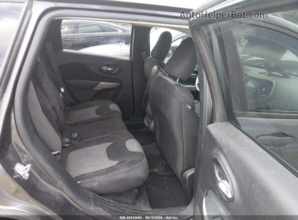 1C4PJMAB7HW588961 2017 JEEP CHEROKEE Gray Vista de la etiqueta del VIN