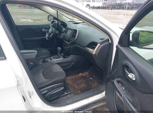 1C4PJMAS3HW503632 2017 JEEP CHEROKEE White Front interior view