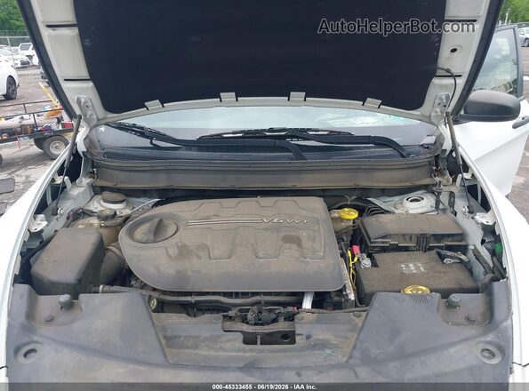 1C4PJMAS3HW503632 2017 JEEP CHEROKEE White Rear view