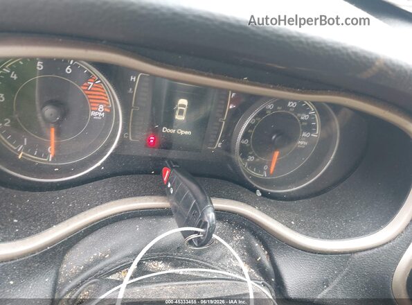 1C4PJMAS3HW503632 2017 JEEP CHEROKEE White Dashboard view