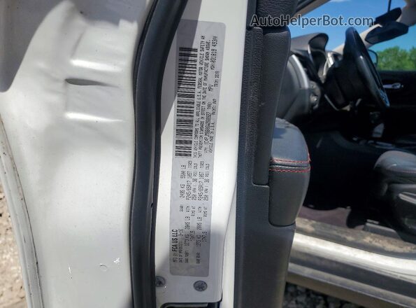 1C4PJMBB0GW268927 2016 JEEP CHEROKEE White Engine compartment view