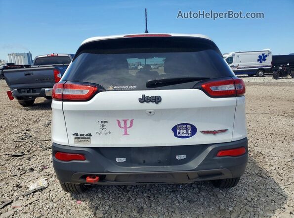 1C4PJMBB0GW268927 2016 JEEP CHEROKEE White Rear view