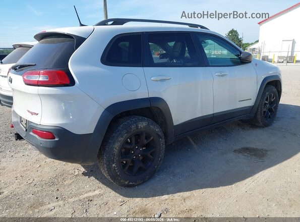 1C4PJMBB1HW569725 2017 JEEP CHEROKEE White Rear right