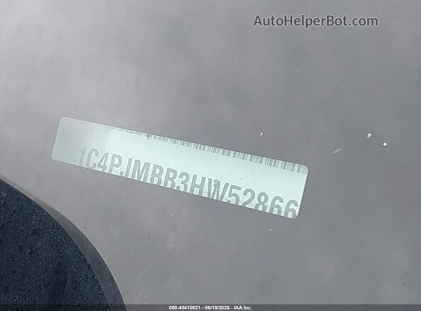 1C4PJMBB3HW528660 2017 JEEP CHEROKEE Gray 