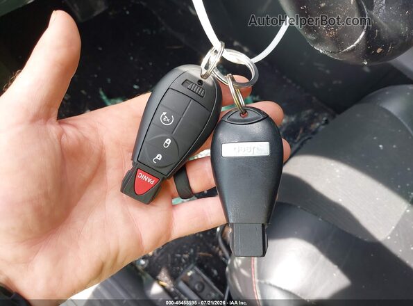 1C4PJMBB6HW551494 2017 JEEP CHEROKEE Black Вид панелі приладів
