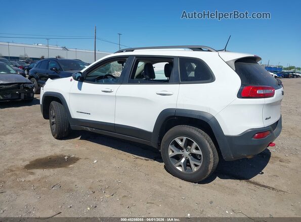 1C4PJMBBXHW660122 2017 JEEP CHEROKEE White Tył lewy