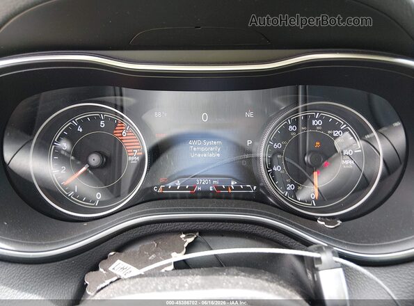 1C4PJMBN6LD539618 2020 JEEP CHEROKEE Maroon Widok tylnych siedzeń