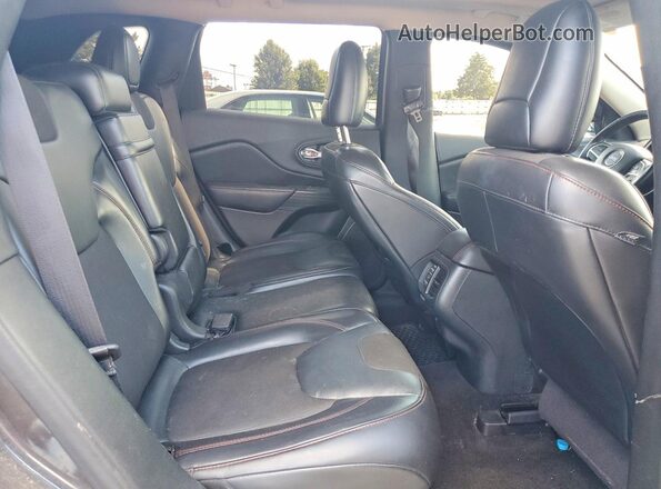 1C4PJMBS0GW134869 2016 JEEP CHEROKEE Black უკანა სალონის ხედი