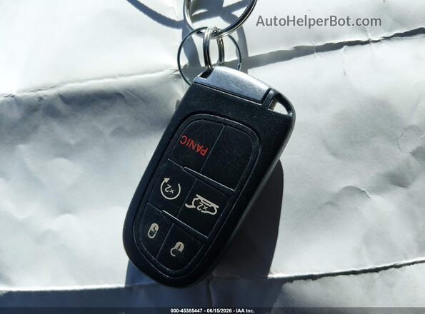 1C4PJMBS2GW163404 2016 JEEP CHEROKEE Black Widok deski rozdzielczej