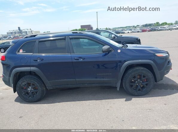 1C4PJMBS3GW333608 2016 JEEP CHEROKEE Blue Rear interior view