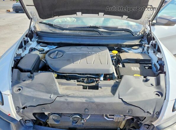 1C4PJMBS3HD221047 2017 JEEP CHEROKEE White Շարժիչի բաժամունքի տեսք