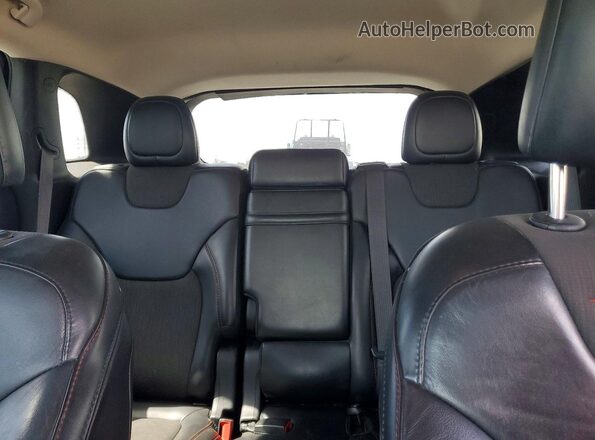1C4PJMBS3HW605799 2017 JEEP CHEROKEE Gray Rear seats view