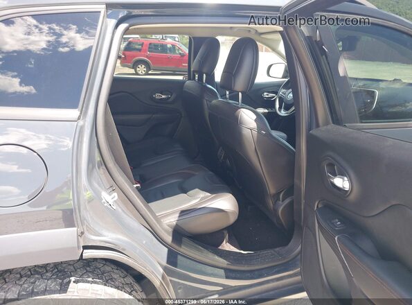 1C4PJMBS5HW530751 2017 JEEP CHEROKEE Black Widok naklejki z numerem VIN