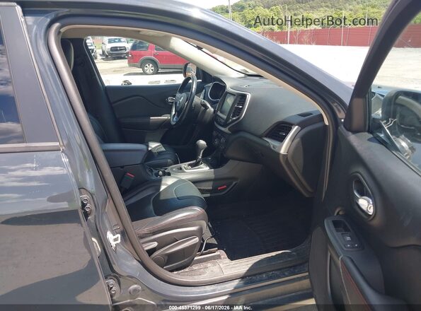 1C4PJMBS5HW530751 2017 JEEP CHEROKEE Black Widok wnętrza z przodu