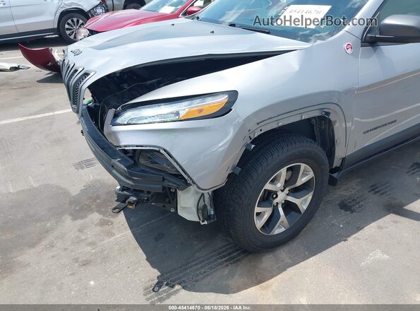 1C4PJMBS6HW634326 2017 JEEP CHEROKEE Silver 