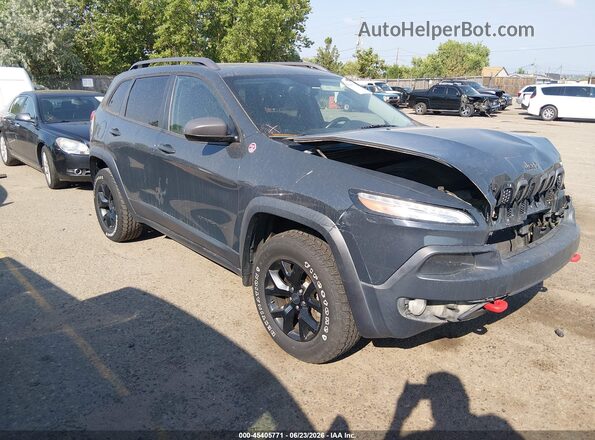 1C4PJMBS7GW268052 2016 JEEP CHEROKEE Black Rear interior view