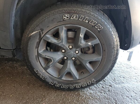 1C4PJMBS8HW600968 2017 JEEP CHEROKEE Red 