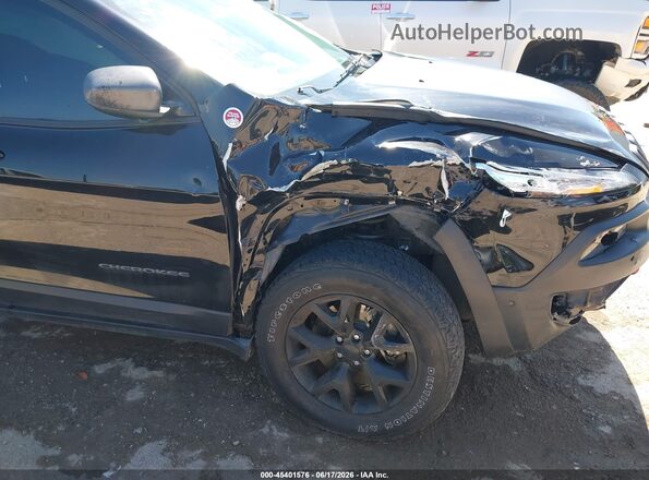 1C4PJMBX0JD501526 2018 JEEP CHEROKEE Black Դիմացի տեսք